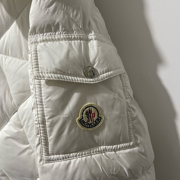 Moncler White Diamond Pattern Down Jacket - Picture 2 of 14
